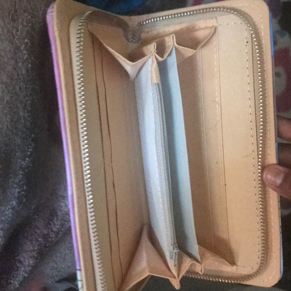 Wallet - Picture 3 of 3